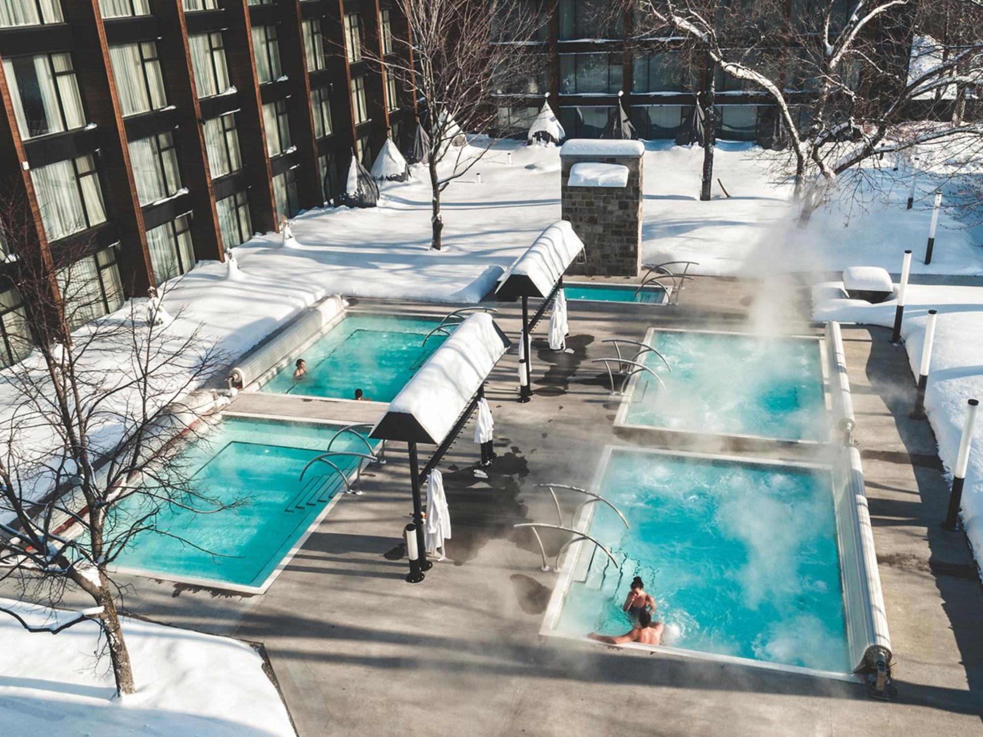 Otl Gouverneur Saguenay Exterior photo Outdoor hot springs at the Hotel Okura, Hakkōda, Sendai, Japan